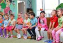 В каком возрасте стоит отдавать ребенка в садик, где говорят на языке среды